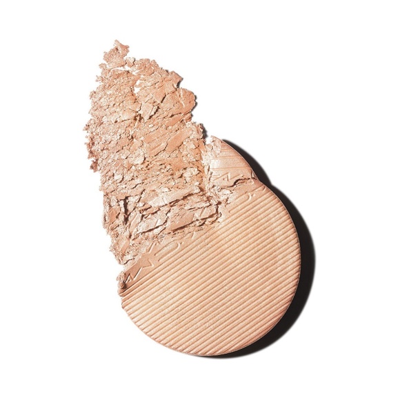 MAC Extra Dimension Skinfinish Highlighter - Picture 4 of 6